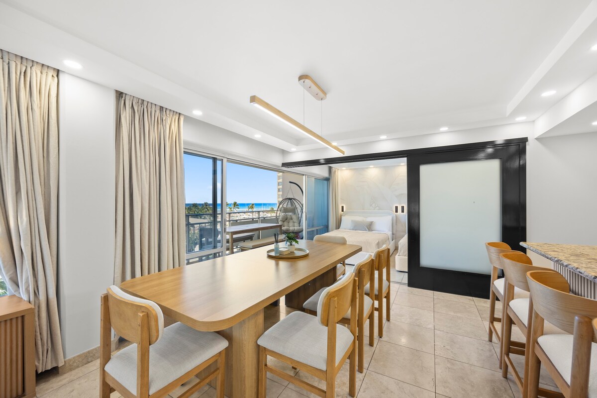Beautiful Ilikai 2BR/2BTH Corner Suite-Waikiki