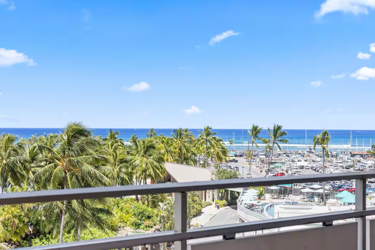 Beautiful Ilikai 2BR/2BTH Corner Suite-Waikiki