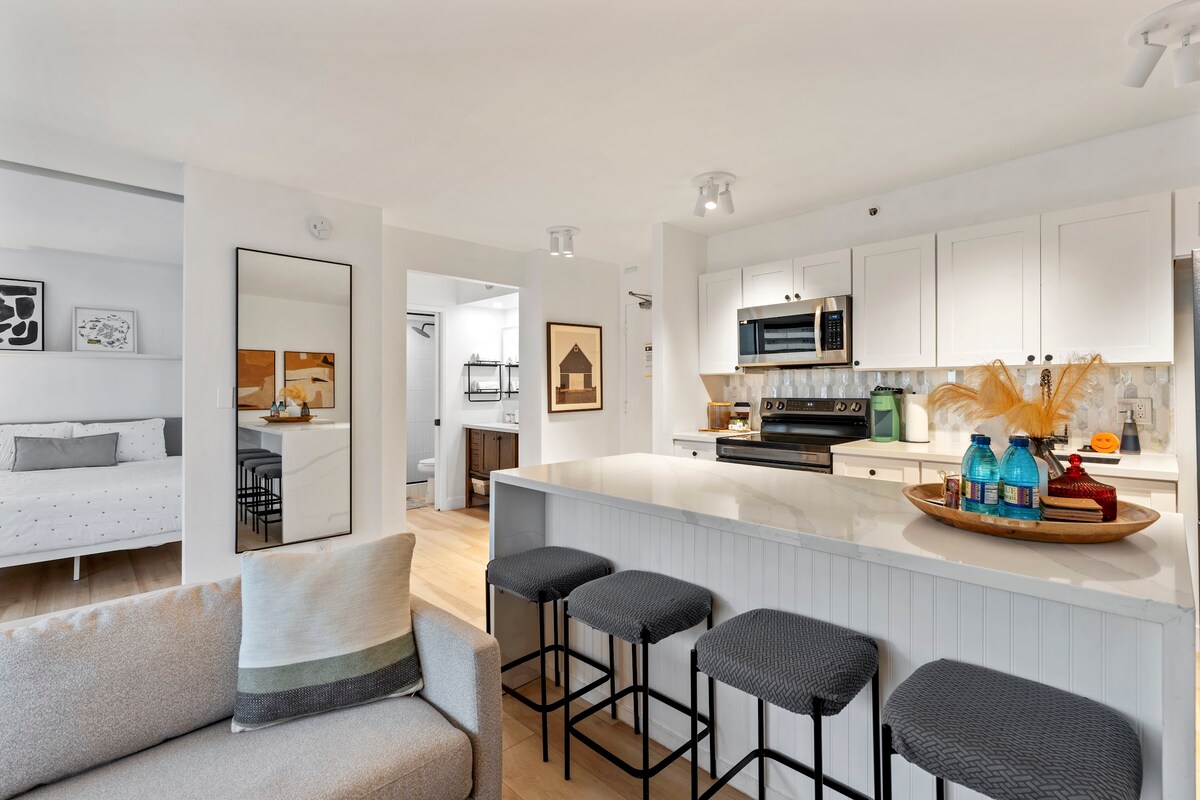 16F-Stunning Banyan DiamondHead View-1BR w/Parking