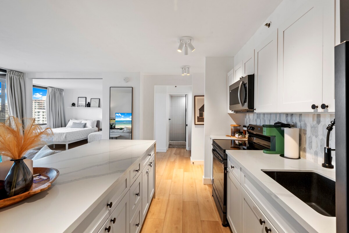 16F-Stunning Banyan DiamondHead View-1BR w/Parking