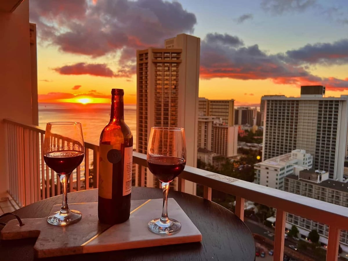 31FL-Upscale Ocean View Studio-2-min Walk to Beach