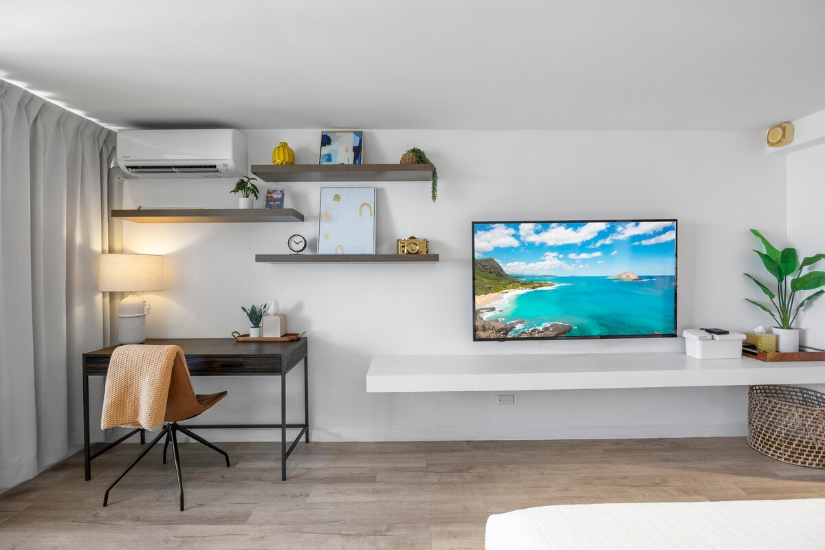 41F-Island Colony Studio-Ocean & City Skyline View