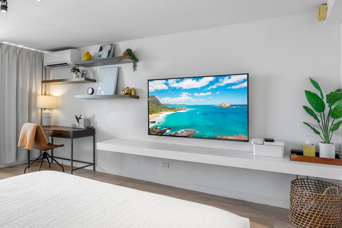 41F-Island Colony Studio-Ocean & City Skyline View