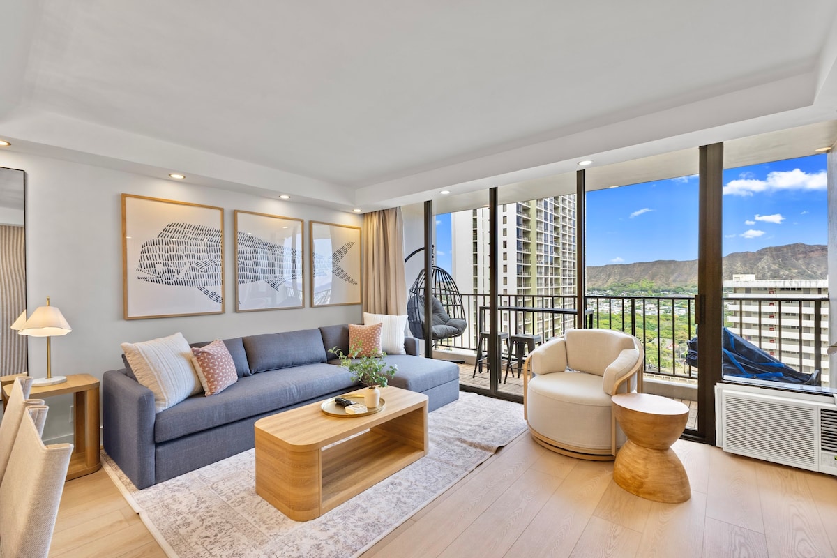 27F-Diamond Head & Ocean-View 1BR Condo w/Parking