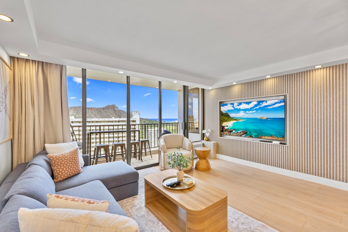 27F-Diamond Head & Ocean-View 1BR Condo w/Parking
