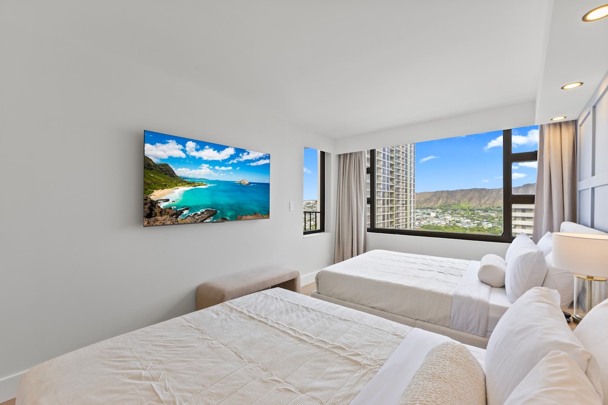 27F-Diamond Head & Ocean-View 1BR Condo w/Parking
