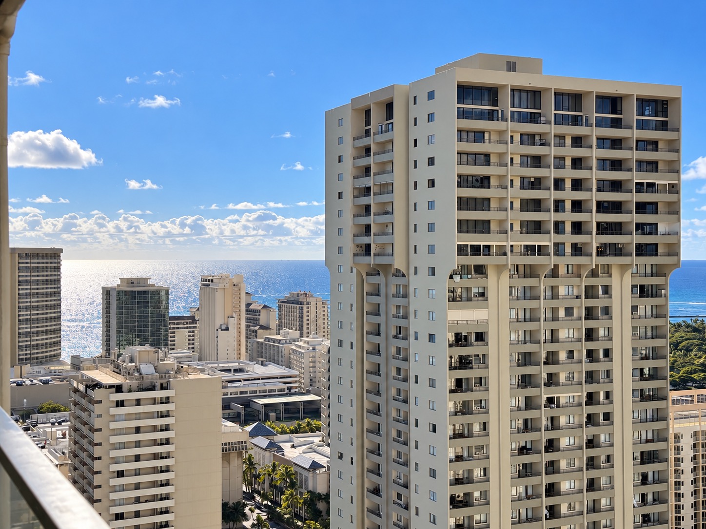 36F-Island Colony Studio-City/Partial Ocean Views