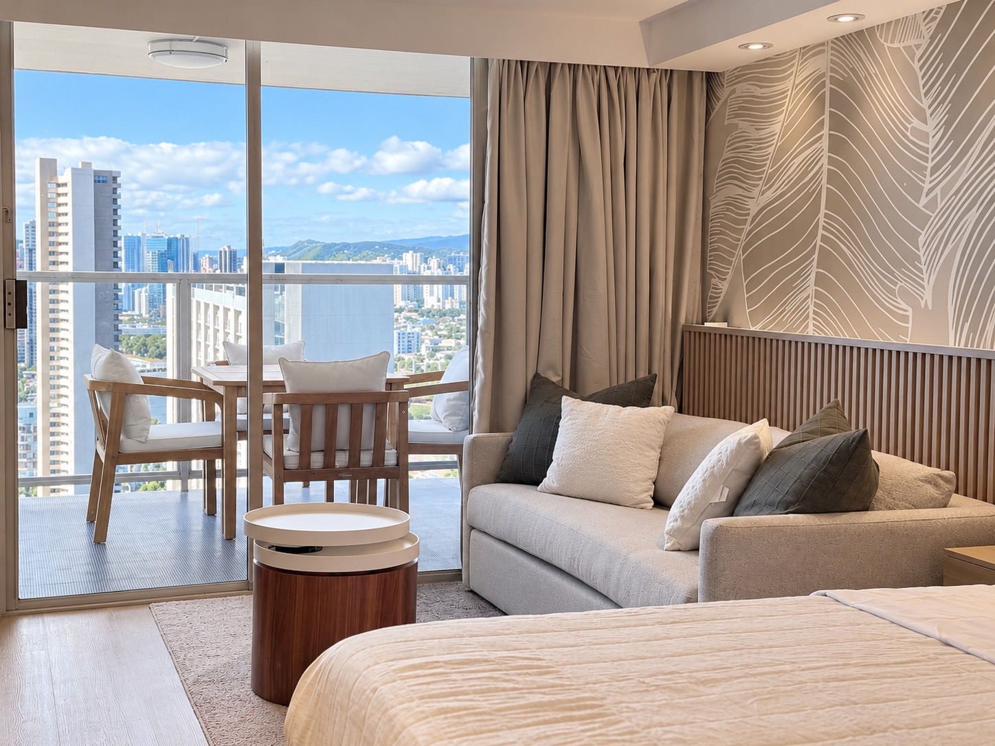 36F-Island Colony Studio-City/Partial Ocean Views