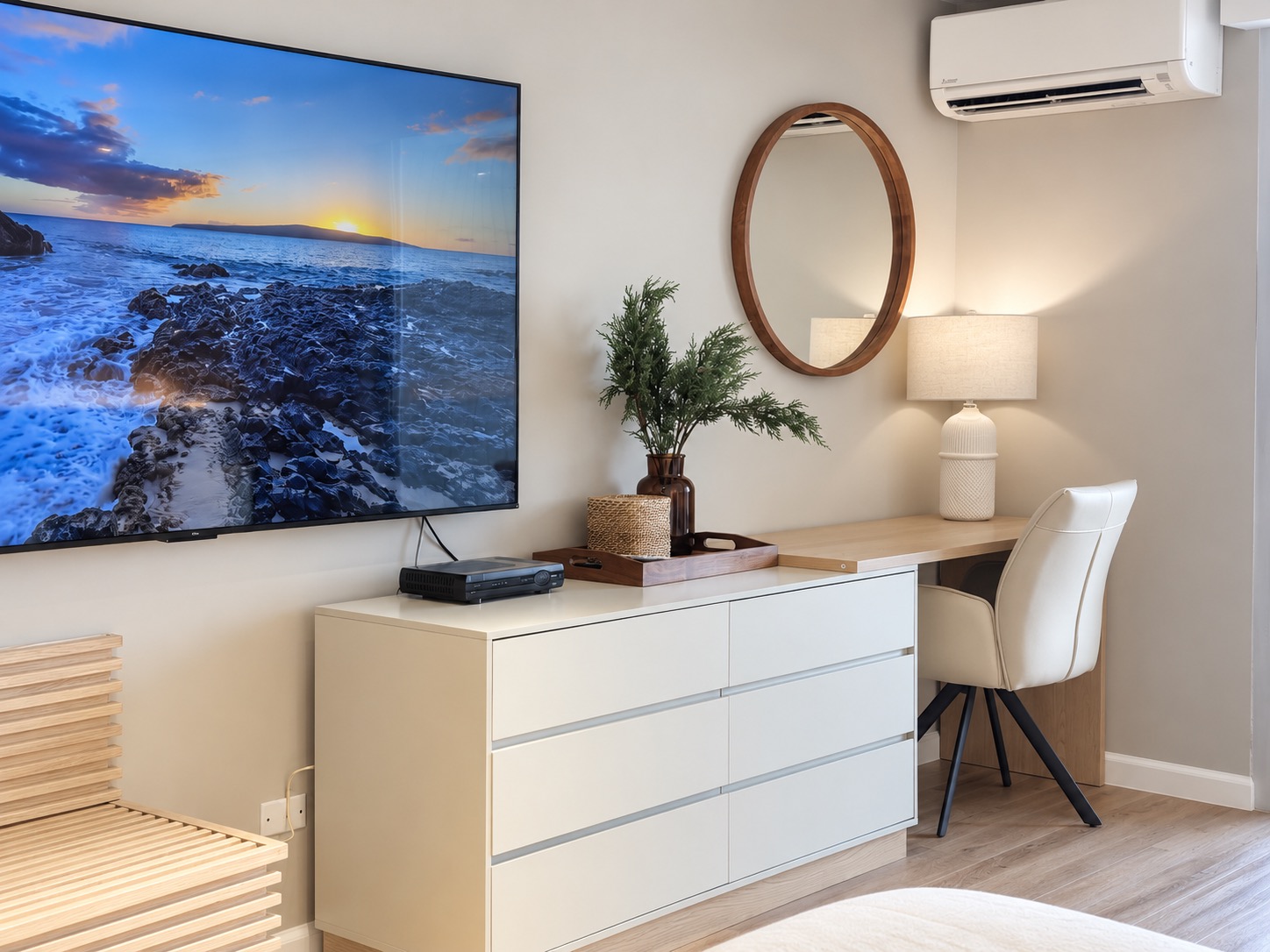 36F-Island Colony Studio-City/Partial Ocean Views