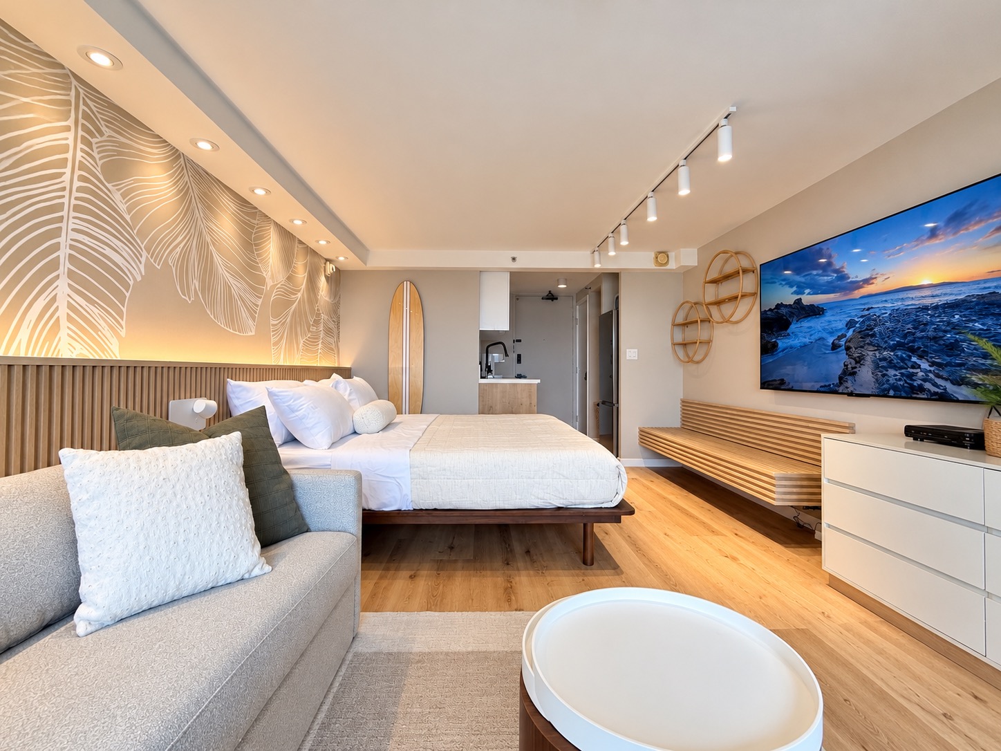 36F-Island Colony Studio-City/Partial Ocean Views