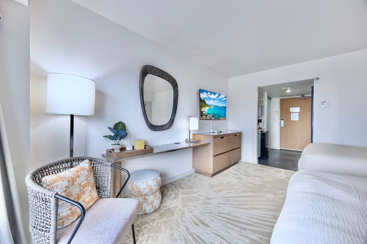 29F-Ocean View-Ala Moana Hotel-Premium Double Room