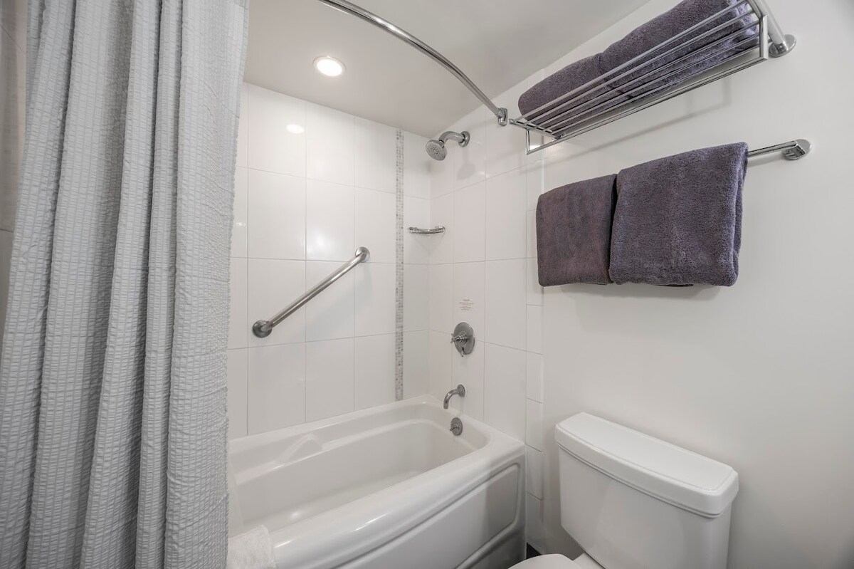 29F-Ocean View-Ala Moana Hotel-Premium Double Room