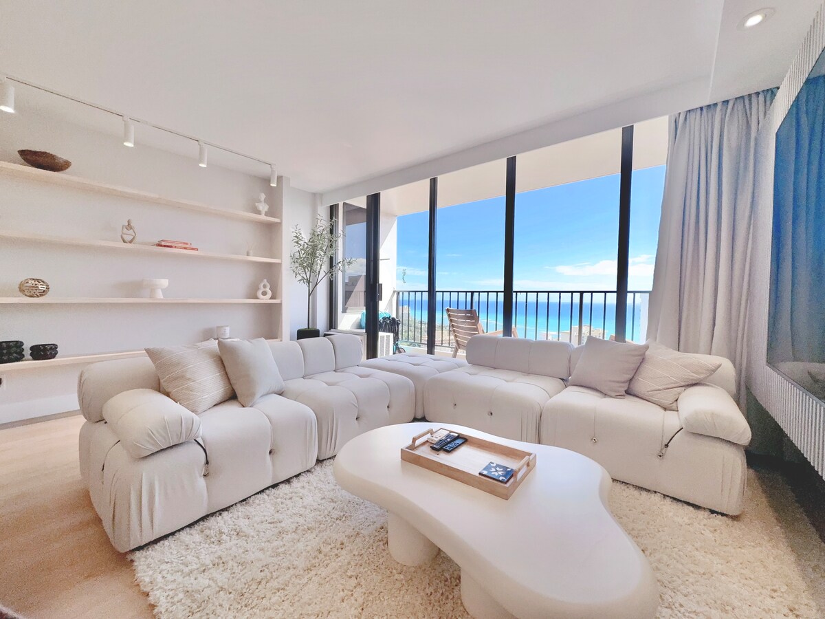 37F-Ultra Upscale Ocean View-Modern 1BR W/Parking!