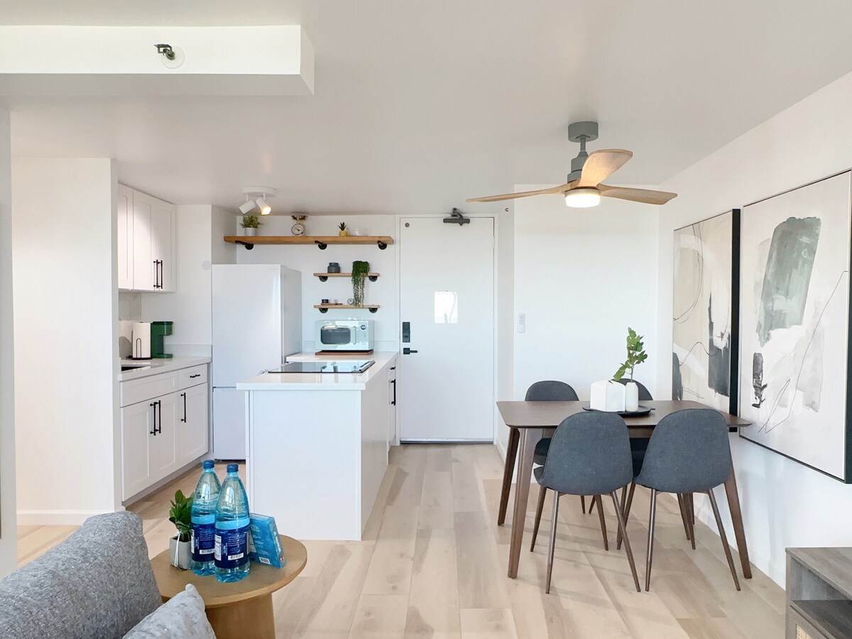 40F-High-FL Ocean View-1 Bedroom-Waikiki Beach!