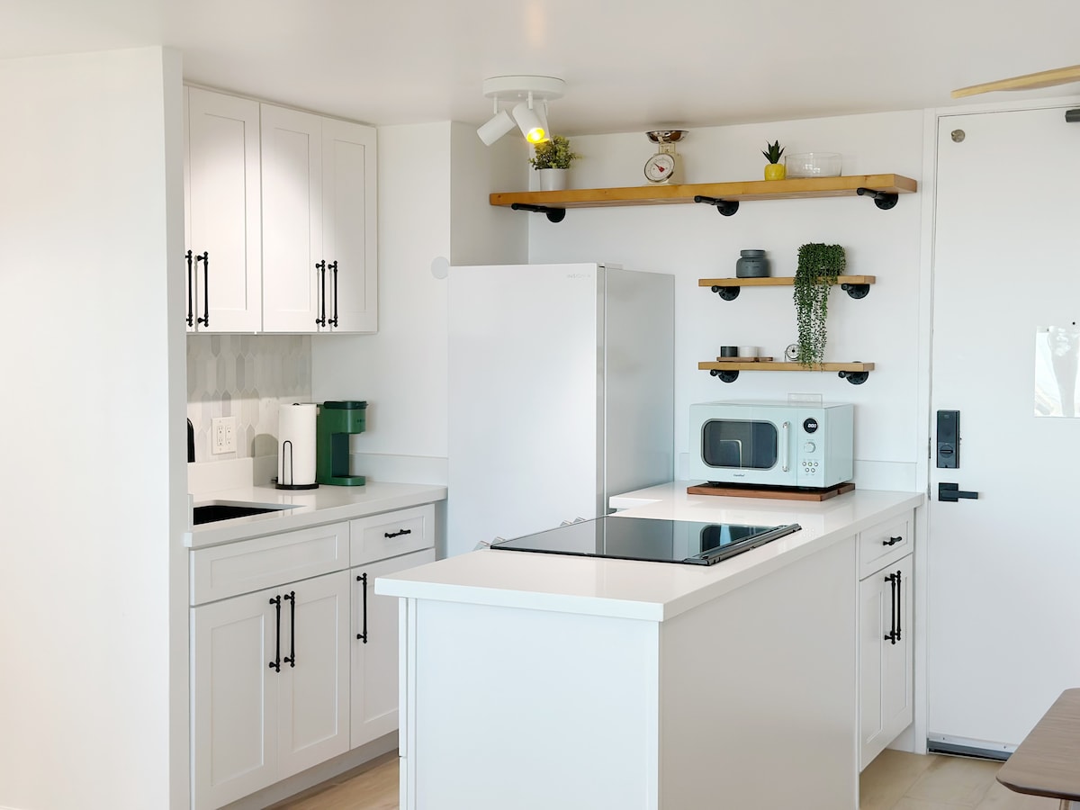 40F-High-FL Ocean View-1 Bedroom-Waikiki Beach!