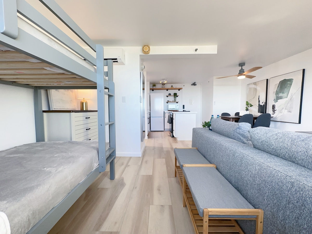 40F-High-FL Ocean View-1 Bedroom-Waikiki Beach!
