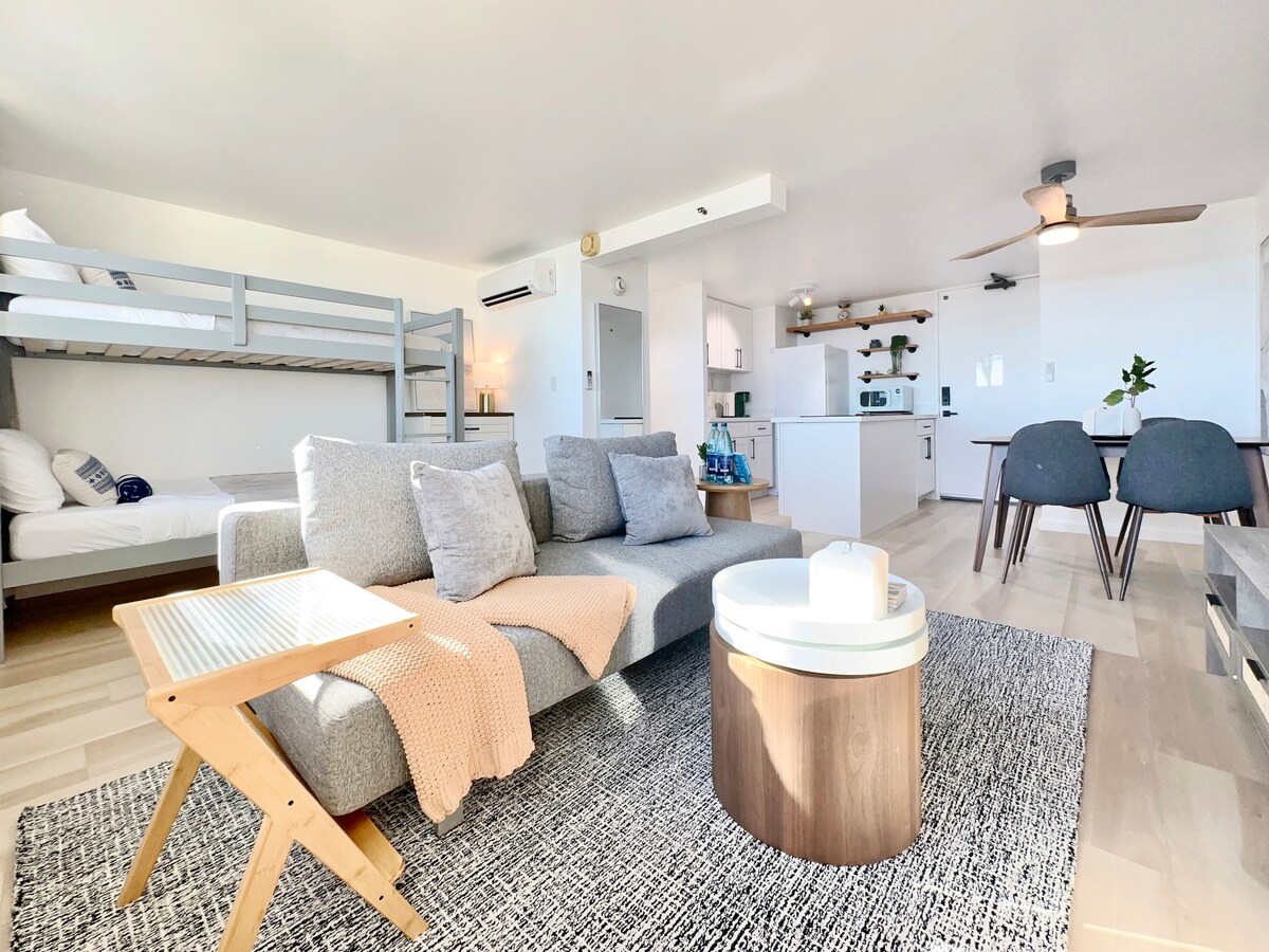 40F-High-FL Ocean View-1 Bedroom-Waikiki Beach!