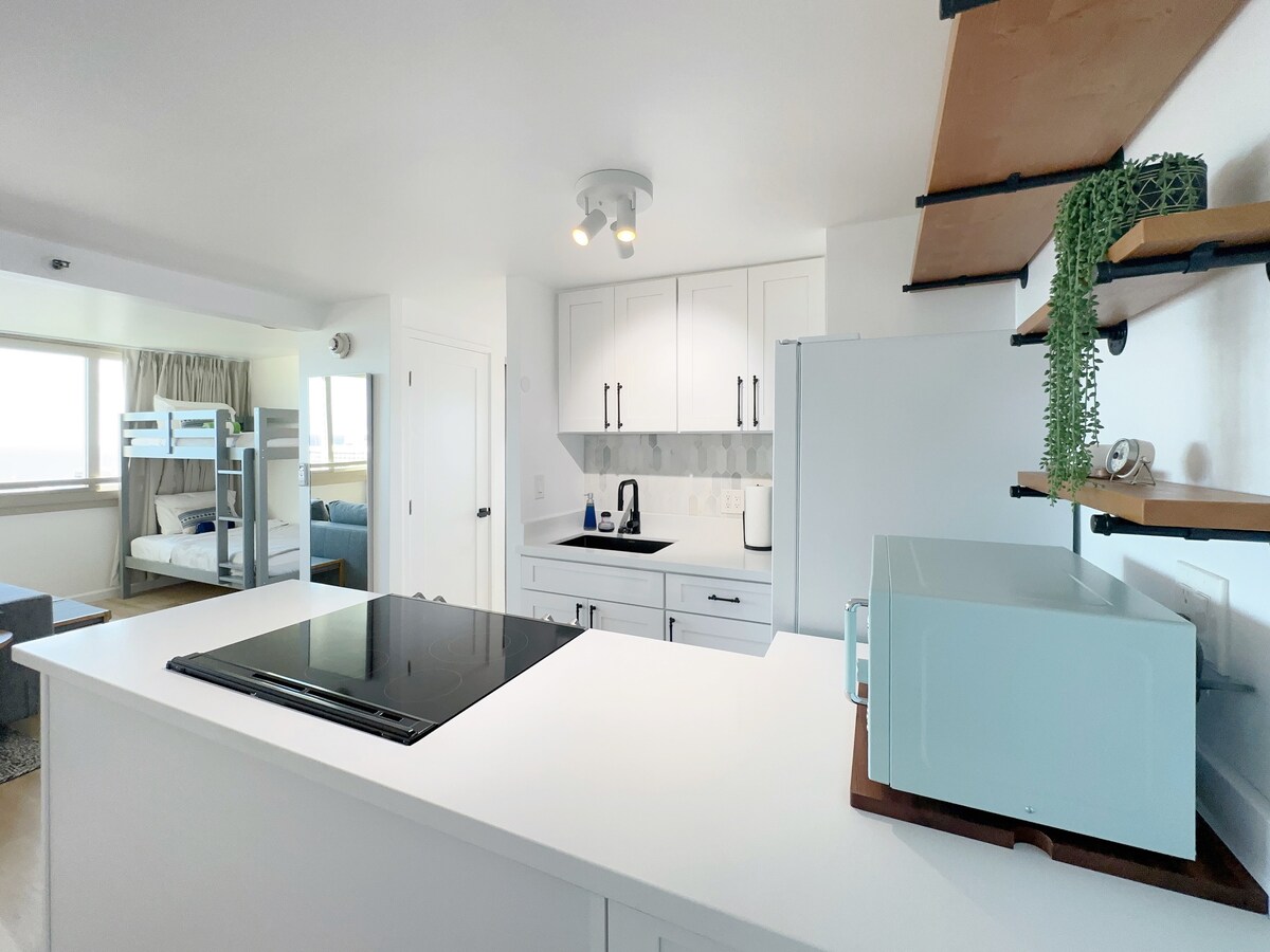 40F-High-FL Ocean View-1 Bedroom-Waikiki Beach!
