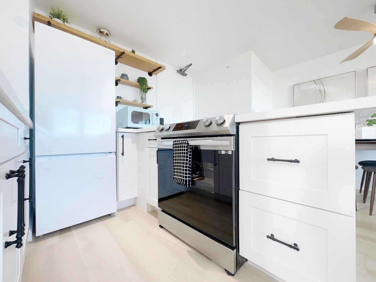 40F-High-FL Ocean View-1 Bedroom-Waikiki Beach!