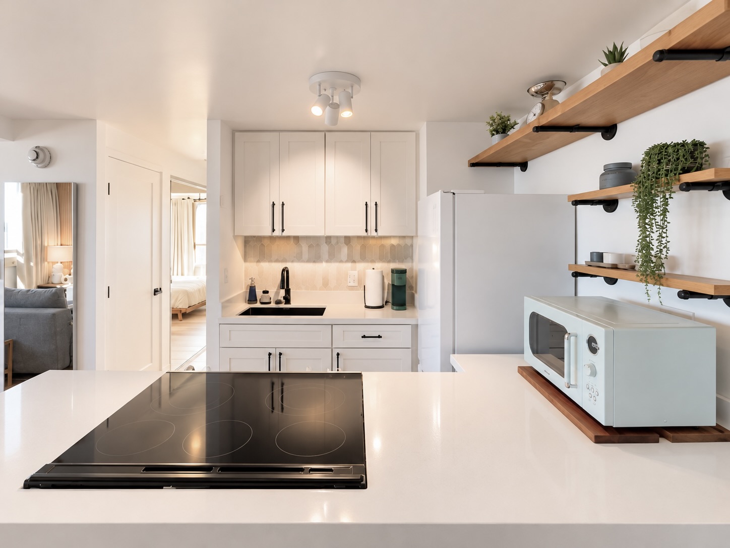 40F-High-FL Ocean View-1 Bedroom-Waikiki Beach!