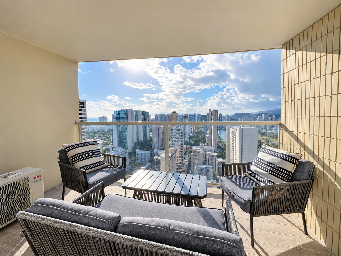 40F-High-FL Ocean View-1 Bedroom-Waikiki Beach!