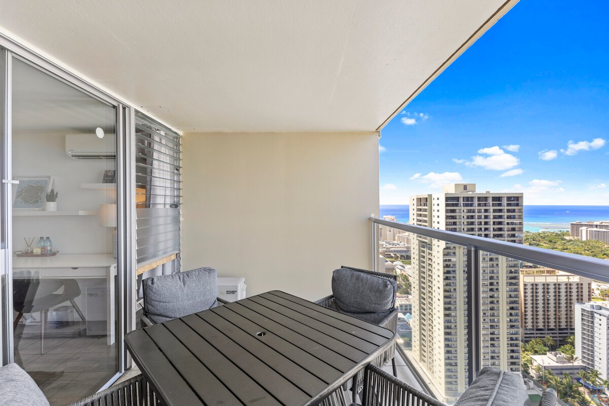 43F-Island Colony Studio-Ocean & City Skyline View