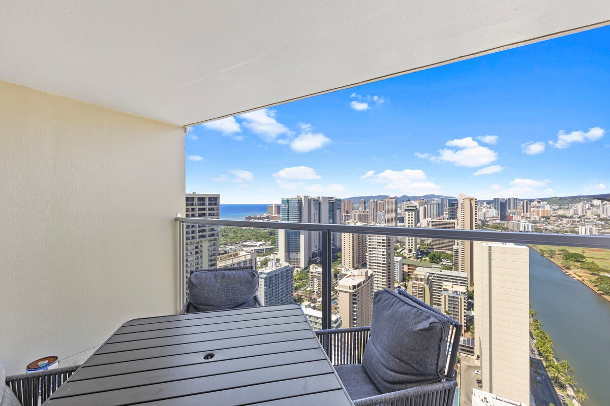43F-Island Colony Studio-Ocean & City Skyline View