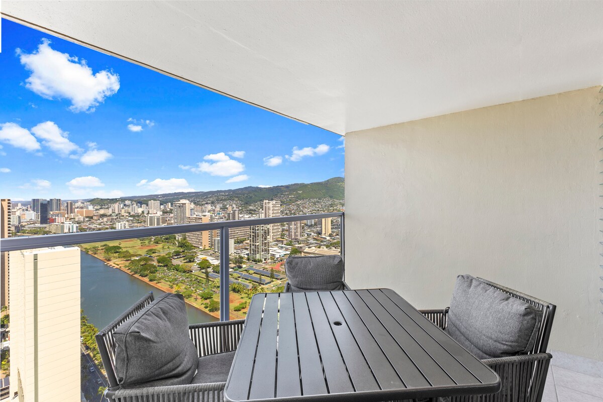 43F-Island Colony Studio-Ocean & City Skyline View