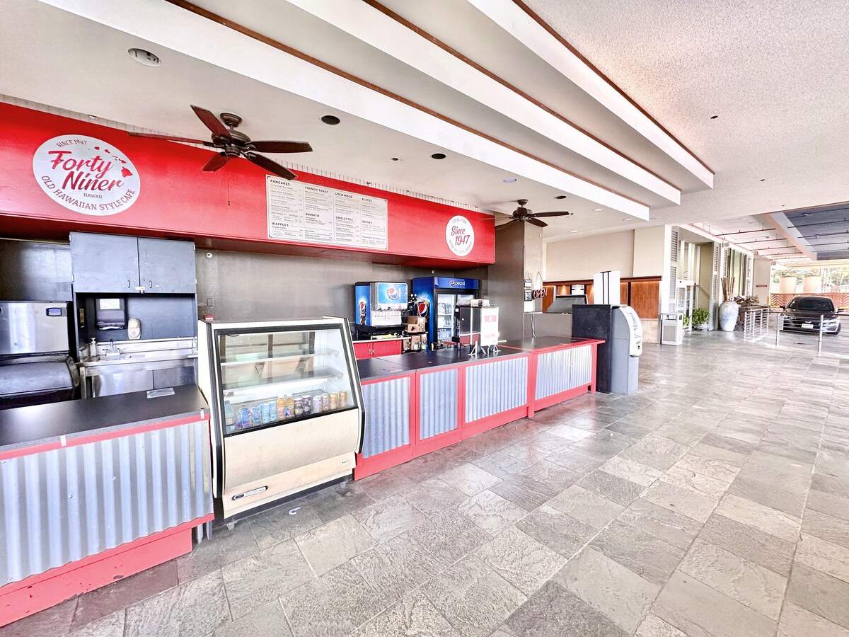 Elegant Island Gem- Newly Upgraded-Waikiki Studio.