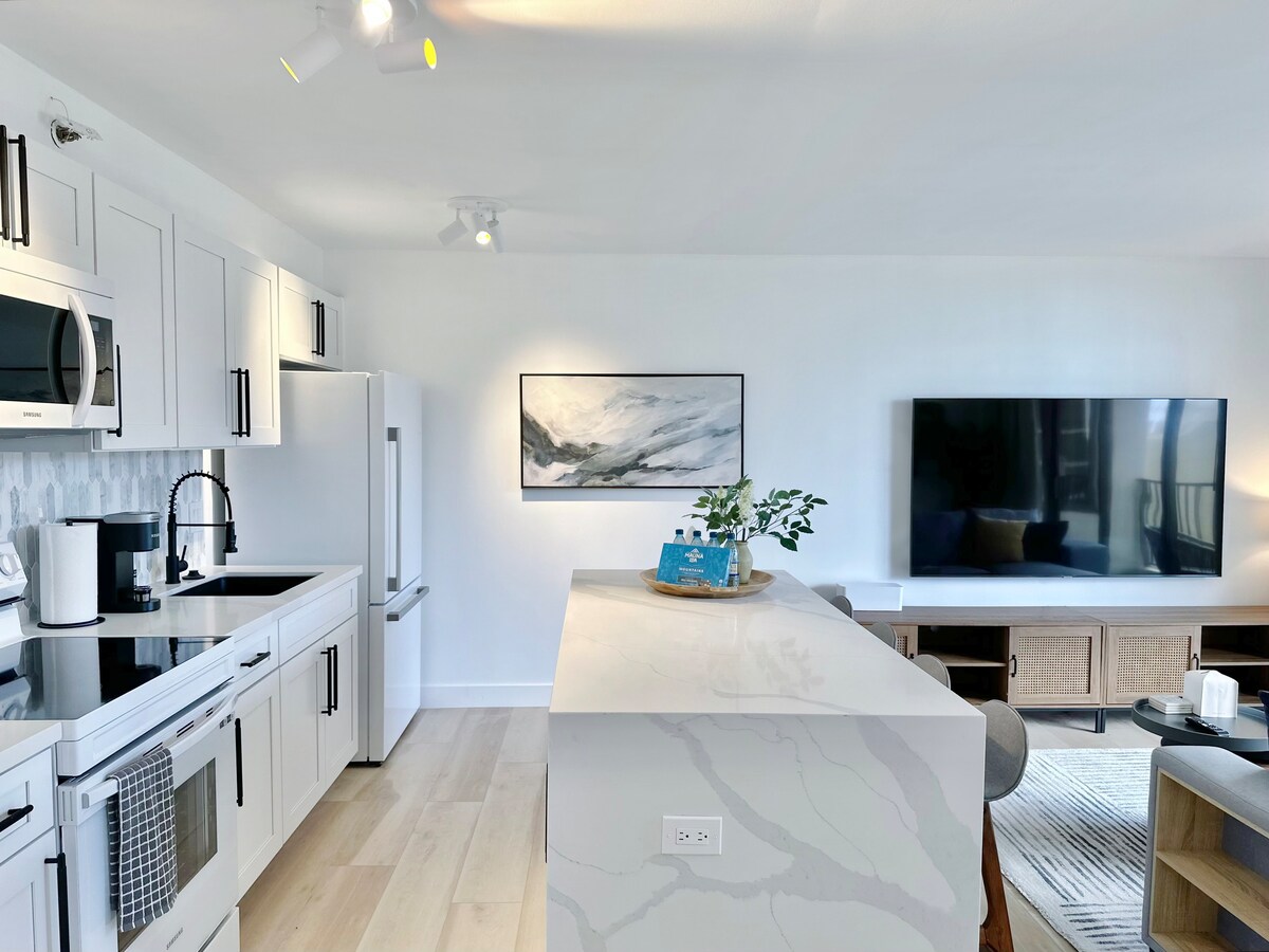 22F-Stunning 1BR-Waikiki Banyan-Diamond Head View
