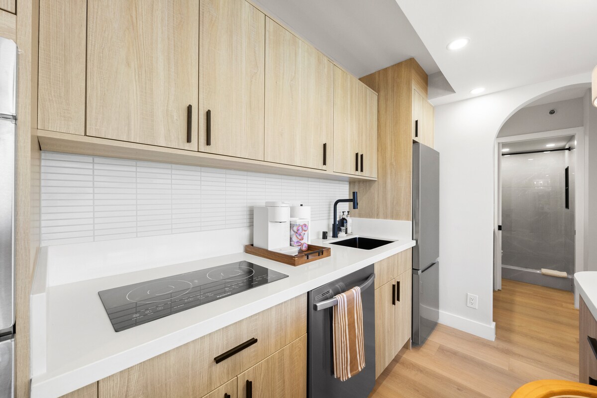 29F-Stunning Mountain View-Waikiki-1BR-w/Parking