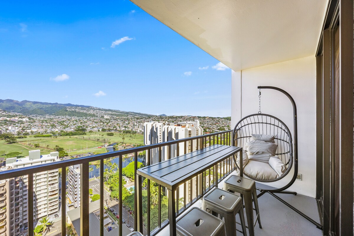 29F-Stunning Mountain View-Waikiki-1BR-w/Parking