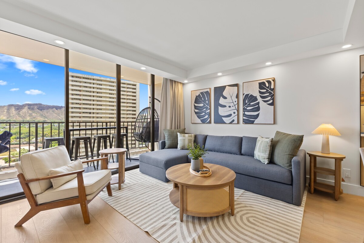 16FL-Upscale Chic Waikiki Banyan 1BR-Free Parking