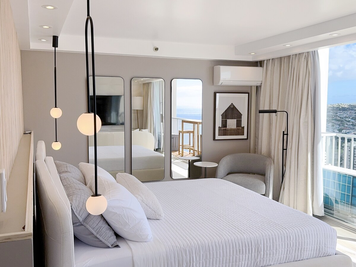 32F-Penthouse Pacific Monarch Studio-Ocean View