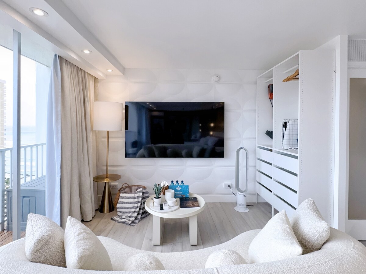 32F-Penthouse Pacific Monarch Studio-Ocean View