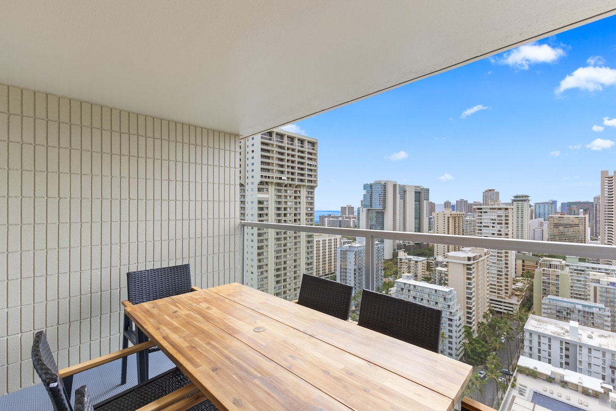 31FL-Stunning Tropical Studio w/Ocean & City Views