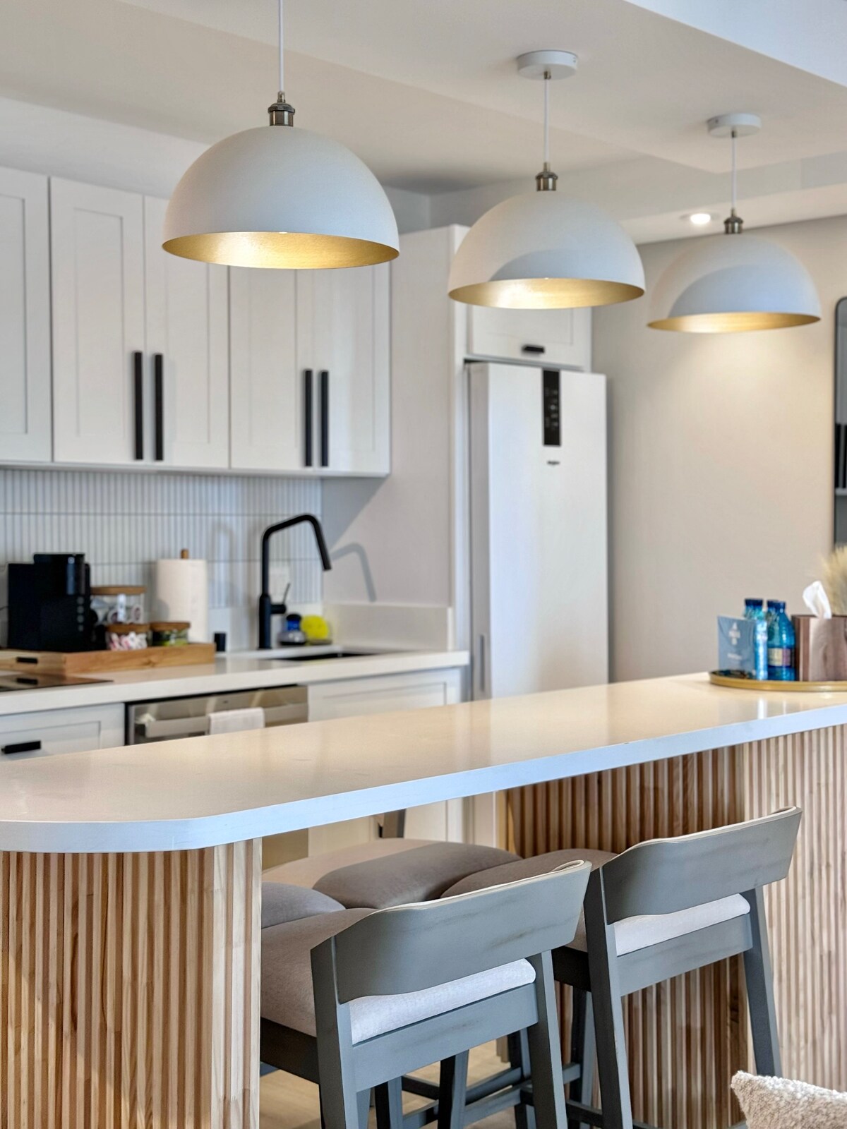 Upscale Ultra Modern Renovated 1BR+Free Parking!