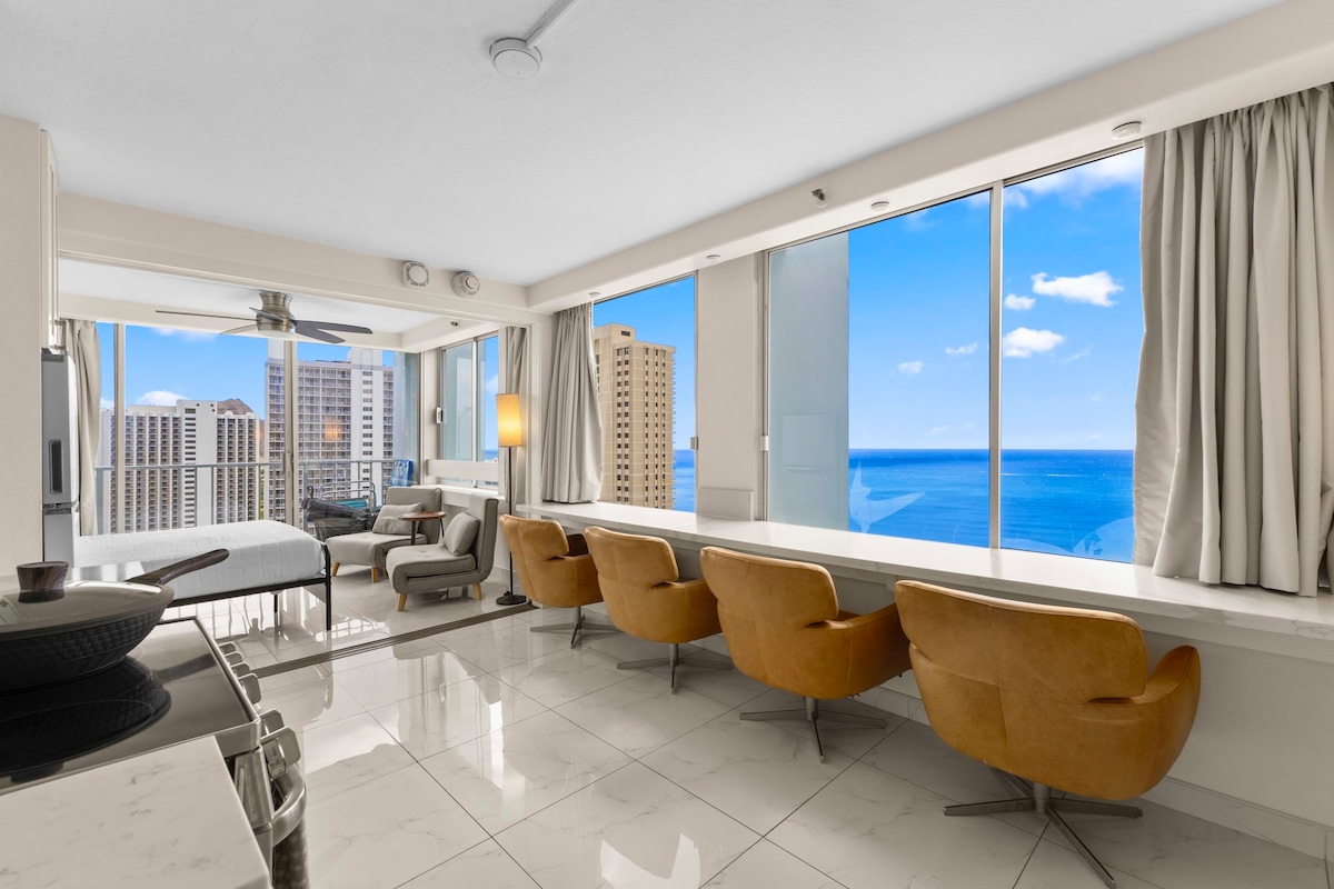 32nd FL-2BR Ocean View Penthouse-Waikiki Beach