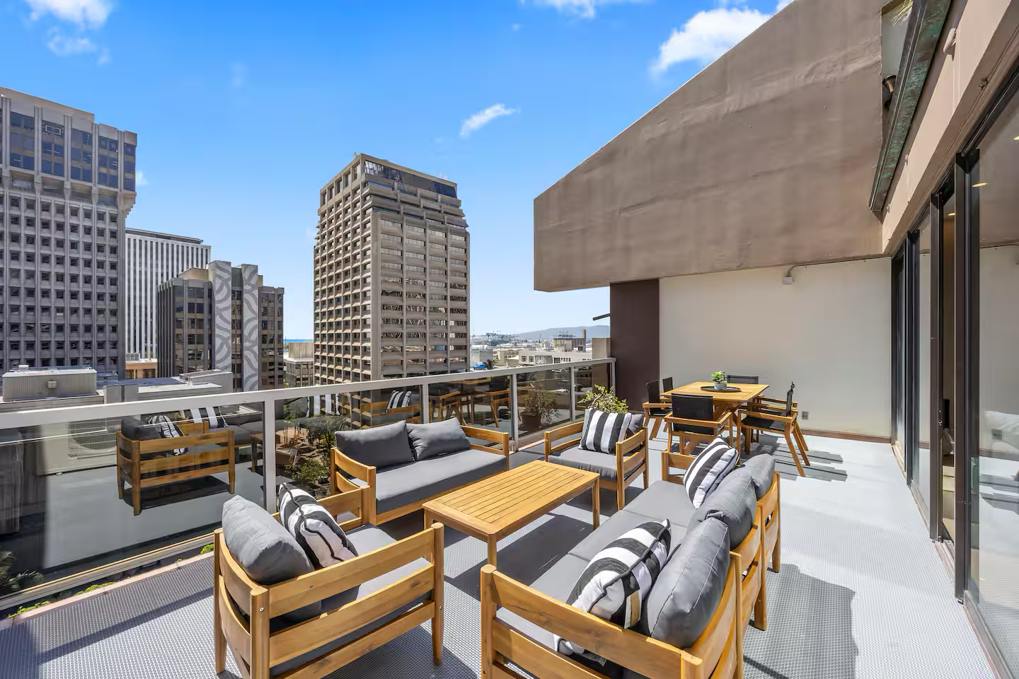11F-Spectacular Condo w/300sqft Patio and Parking!