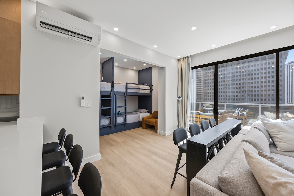 11F-Spectacular Condo w/300sqft Patio and Parking!