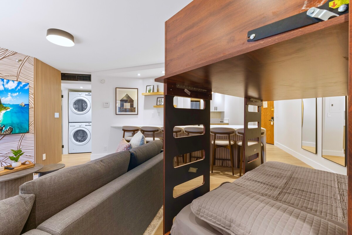 22FL-Financial District-Harbor View-1BR w/Parking