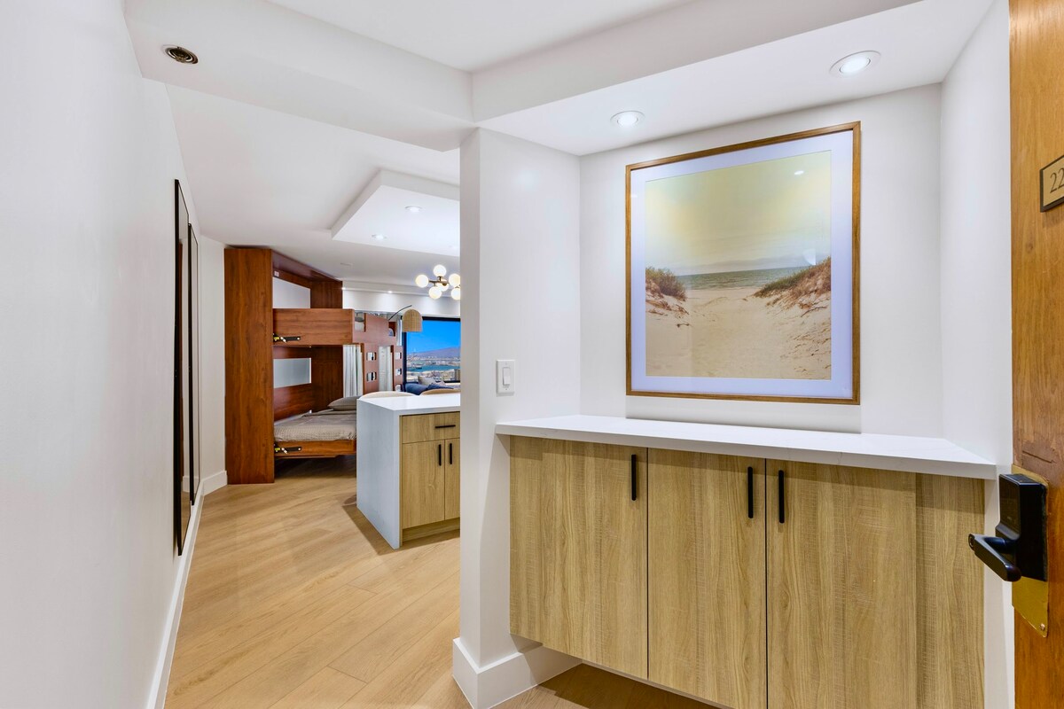 22FL-Financial District-Harbor View-1BR w/Parking