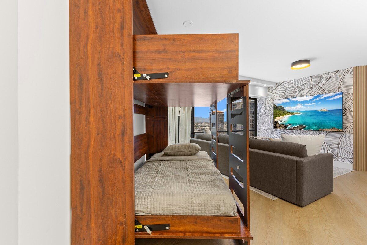 22FL-Financial District-Harbor View-1BR w/Parking