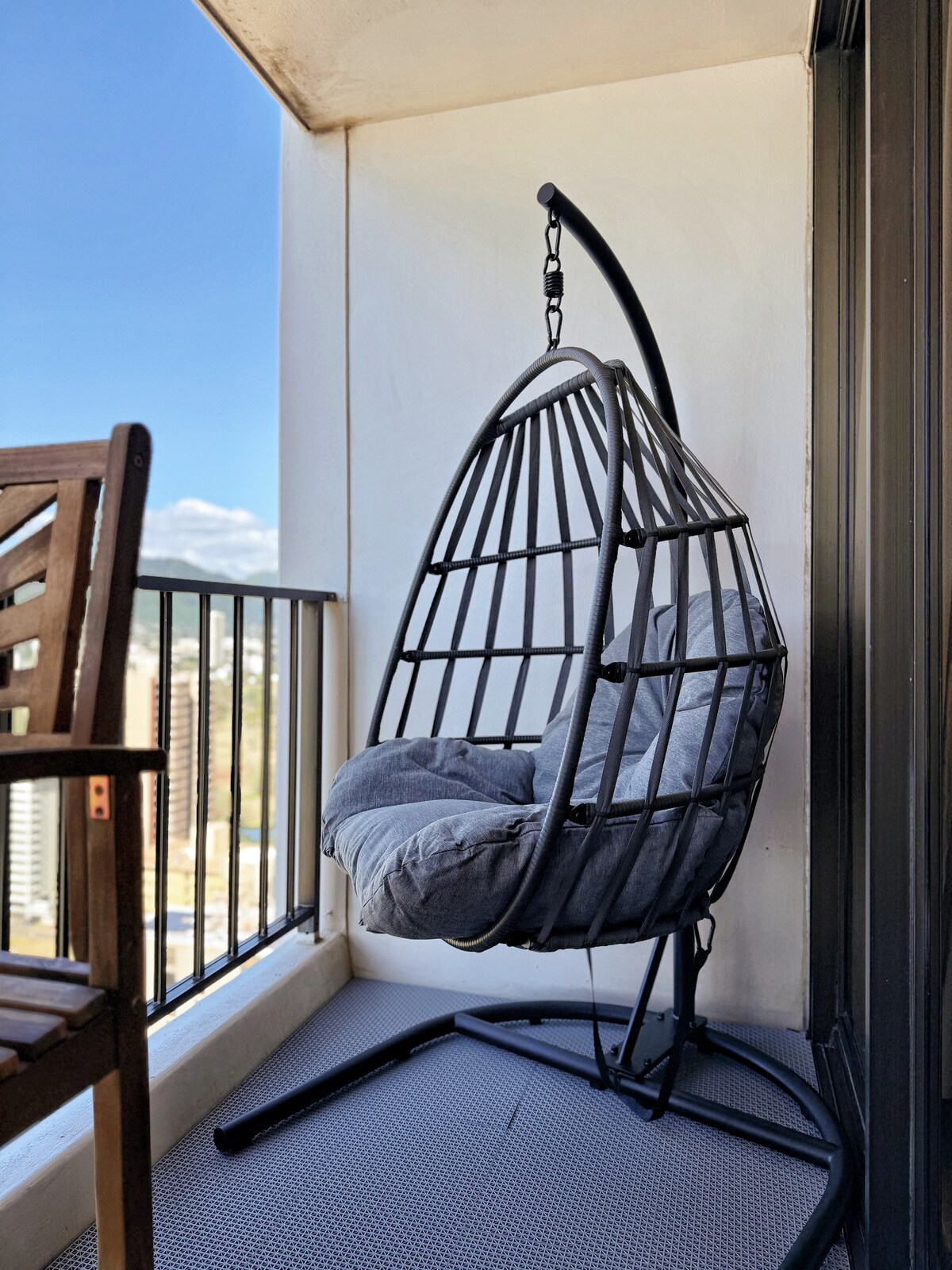 29FL-Ultra Modern 1BR-Ocean View & Free Parking!