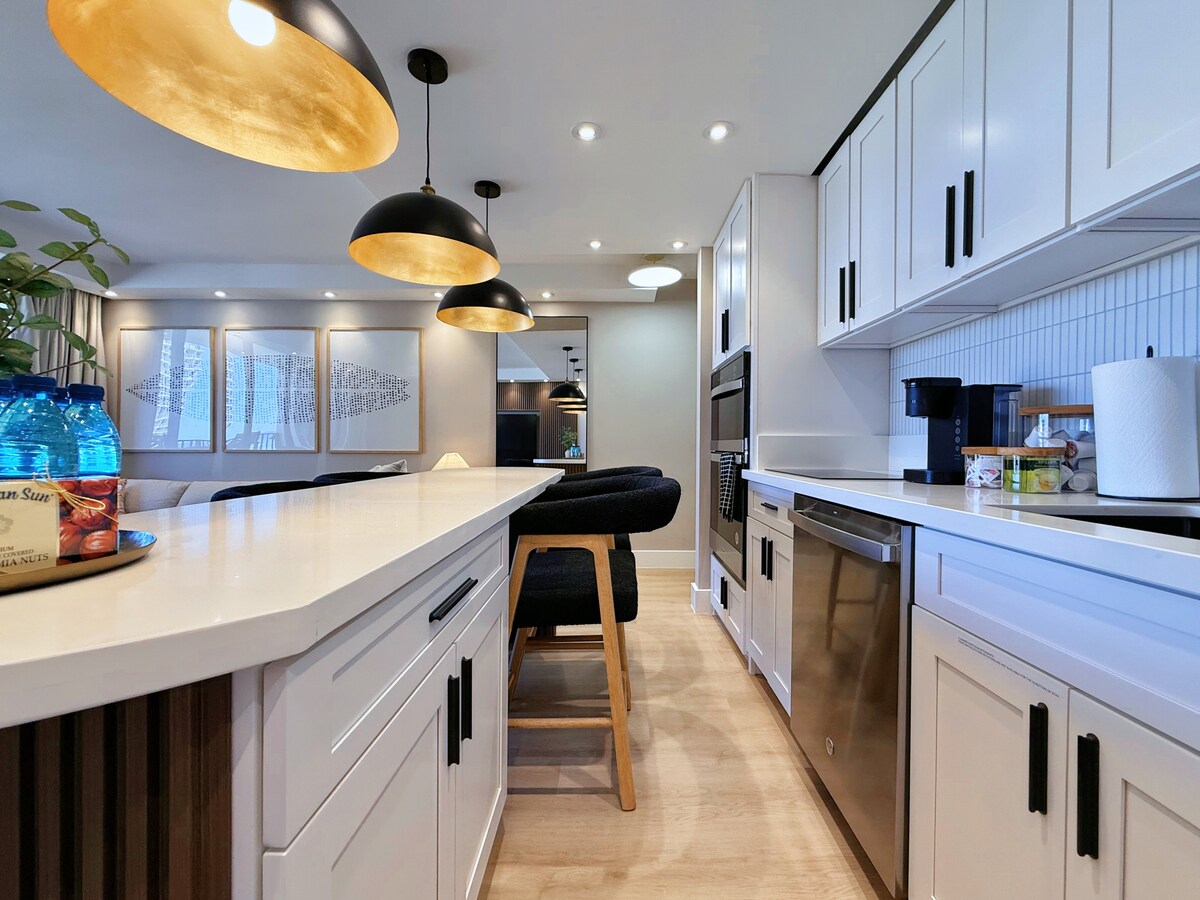 29FL-Ultra Modern 1BR-Ocean View & Free Parking!