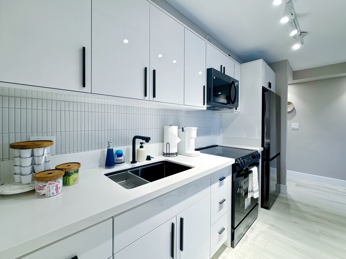 19F-Upscale Modern 1BR-Mountain View- Free Parking