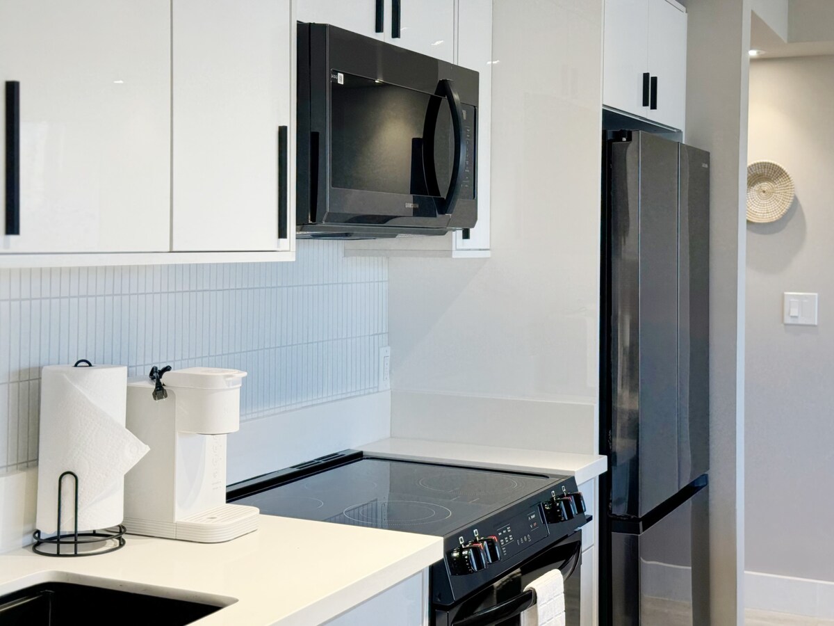 19F-Upscale Modern 1BR-Mountain View- Free Parking