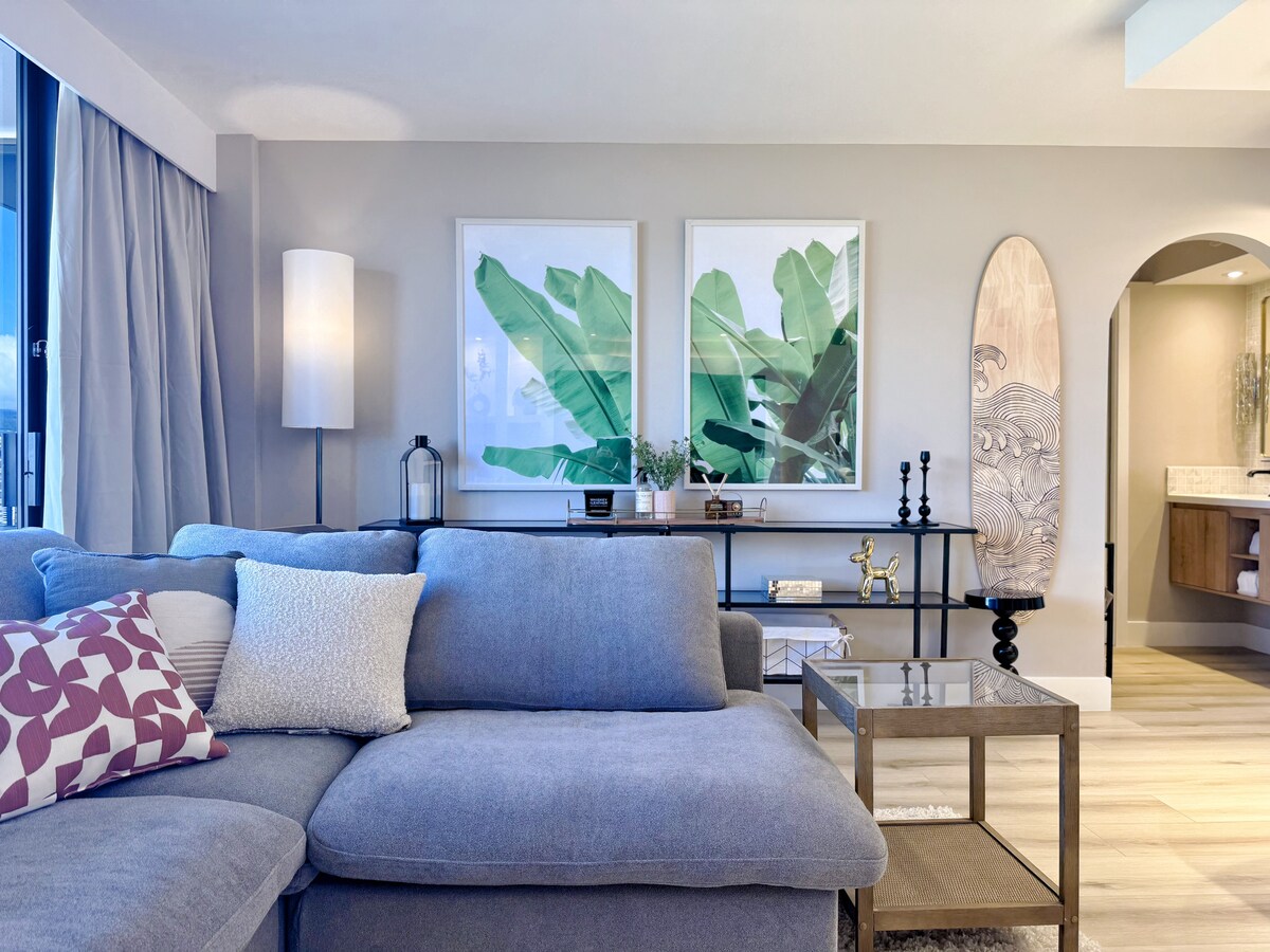 34th-High FL Mountain View Upscale 1BR w/Parking~