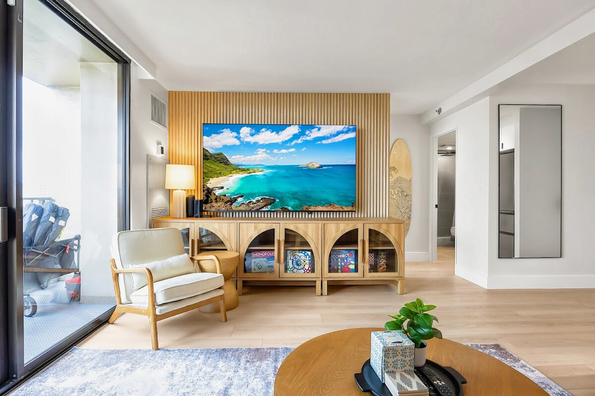 15F-Beautiful Escape-1BR Condo-w/Parking|Pool|Gym