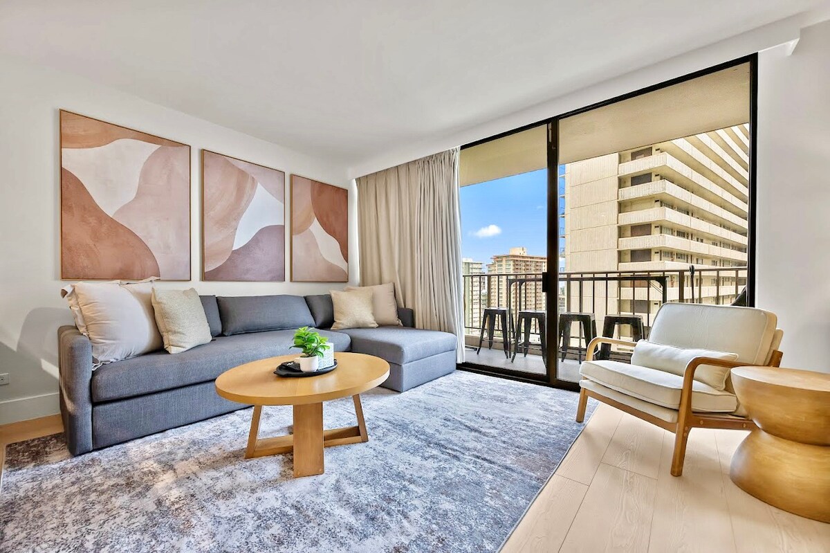 15F-Beautiful Escape-1BR Condo-w/Parking|Pool|Gym